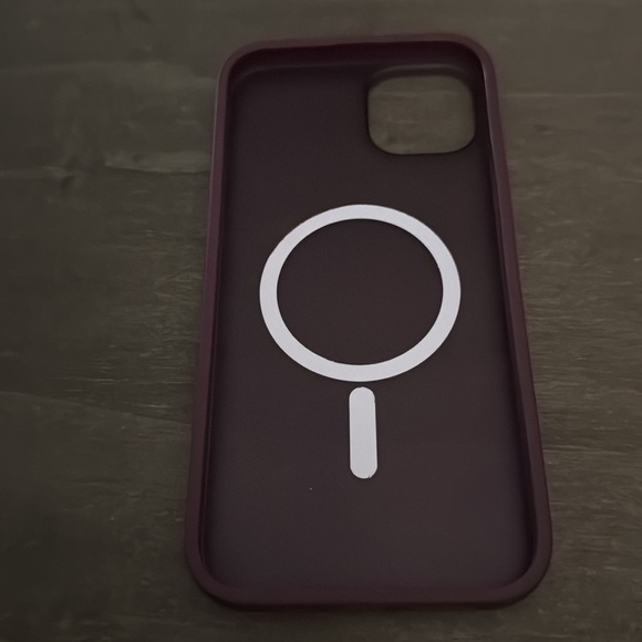 Verizon MagSafe iPhone Case - Picture 2 of 4